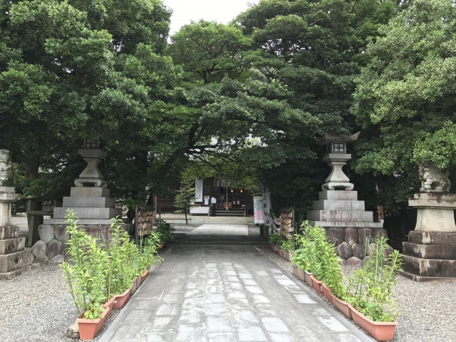 三輪神社　参道