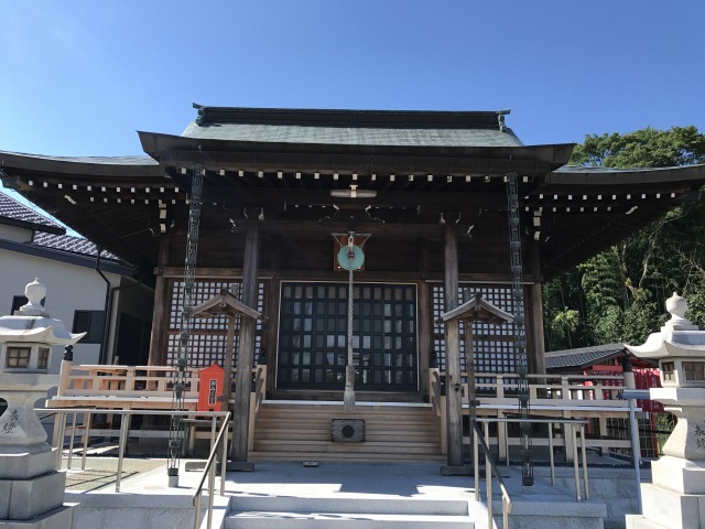 眞中神社　拝殿