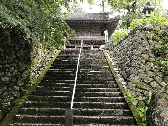 甘南美寺　階段石垣