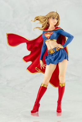 DC COMICS美少女 DC UNIVERSE スーパーガール リターンズ PVC製 塗装済み完成品フィギュア