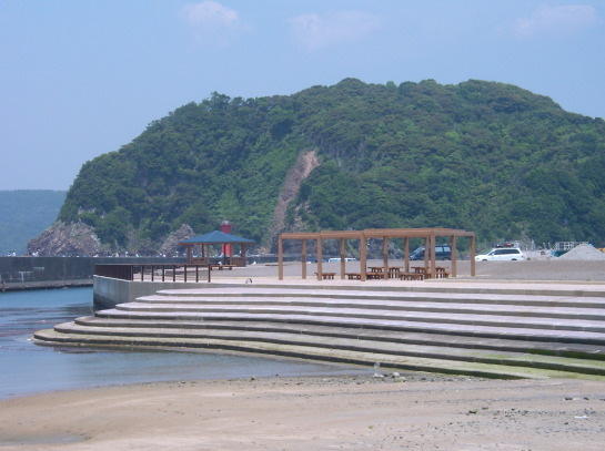 田曽浦海浜公園