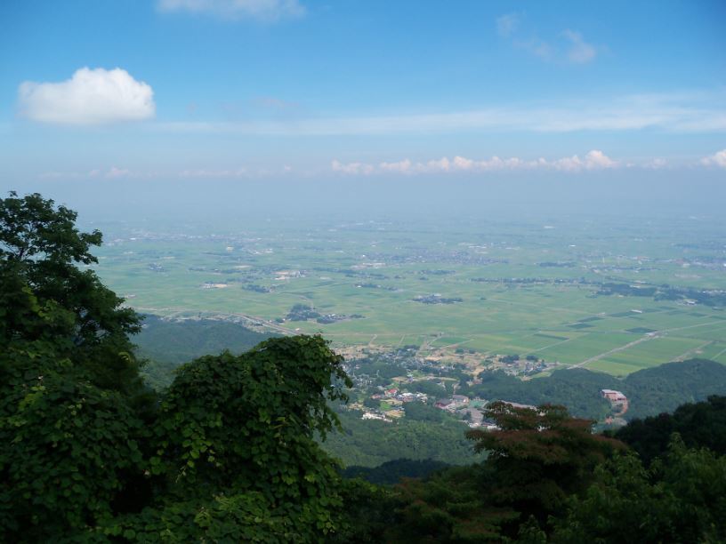 弥彦山山頂からの景色-１