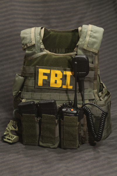 お待たせ! プレートキャリア FBI装備 UTOC - 個人装備